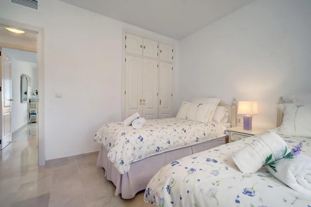 Mirador Bermuda Beach Sea Views Estepona Apartment